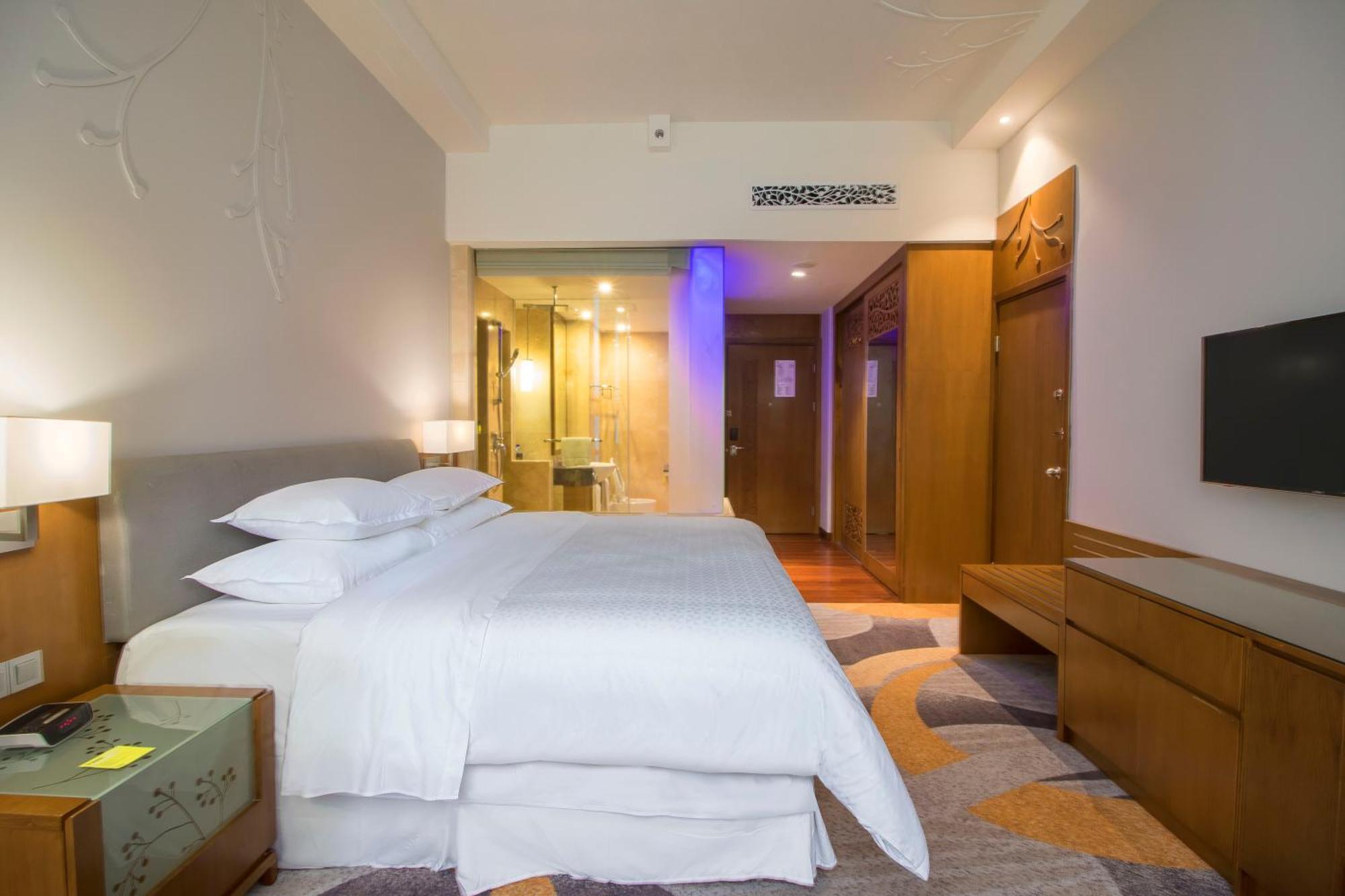 Four Points By Sheraton Manado Exterior foto