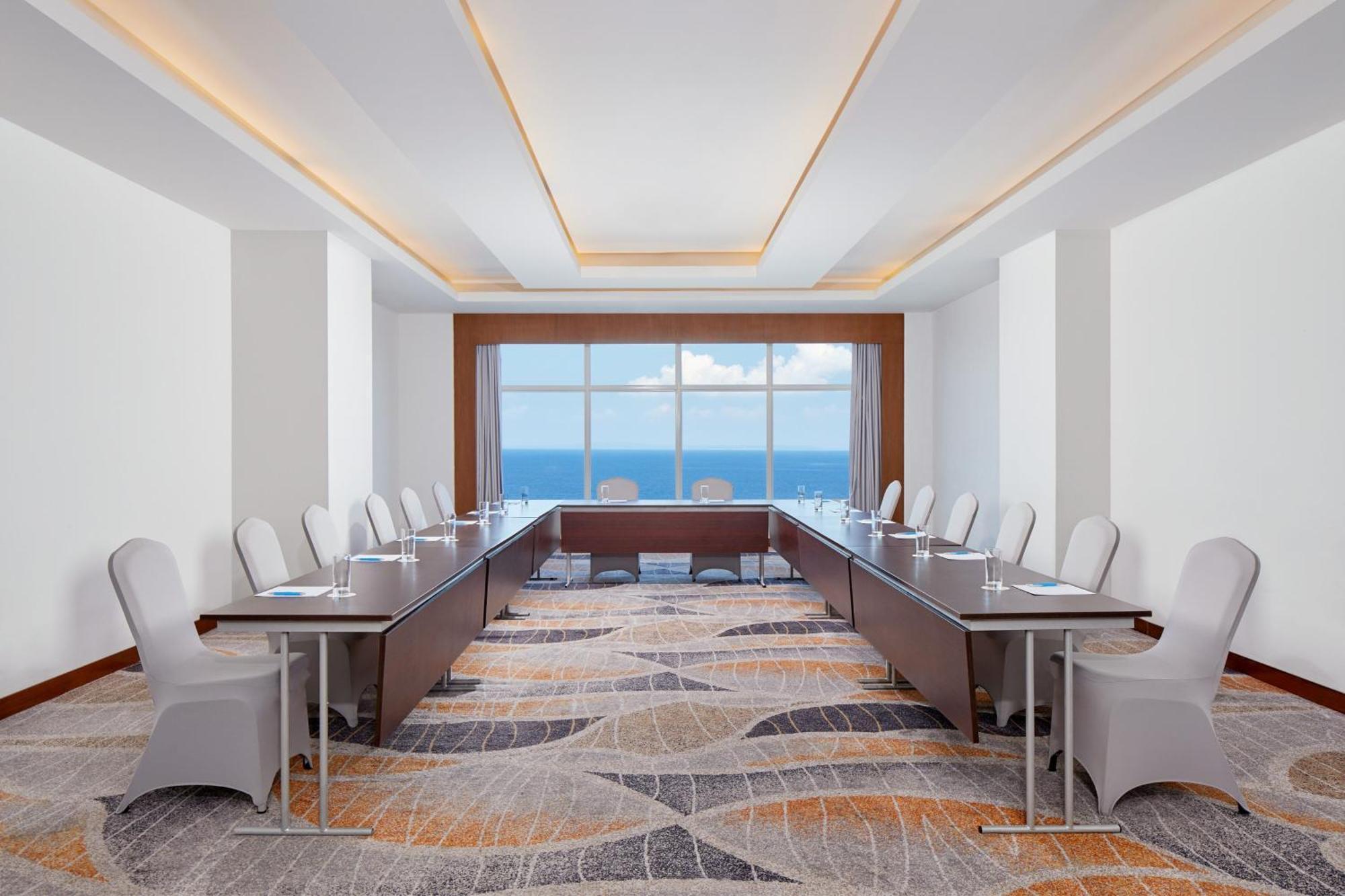 Four Points By Sheraton Manado Exterior foto