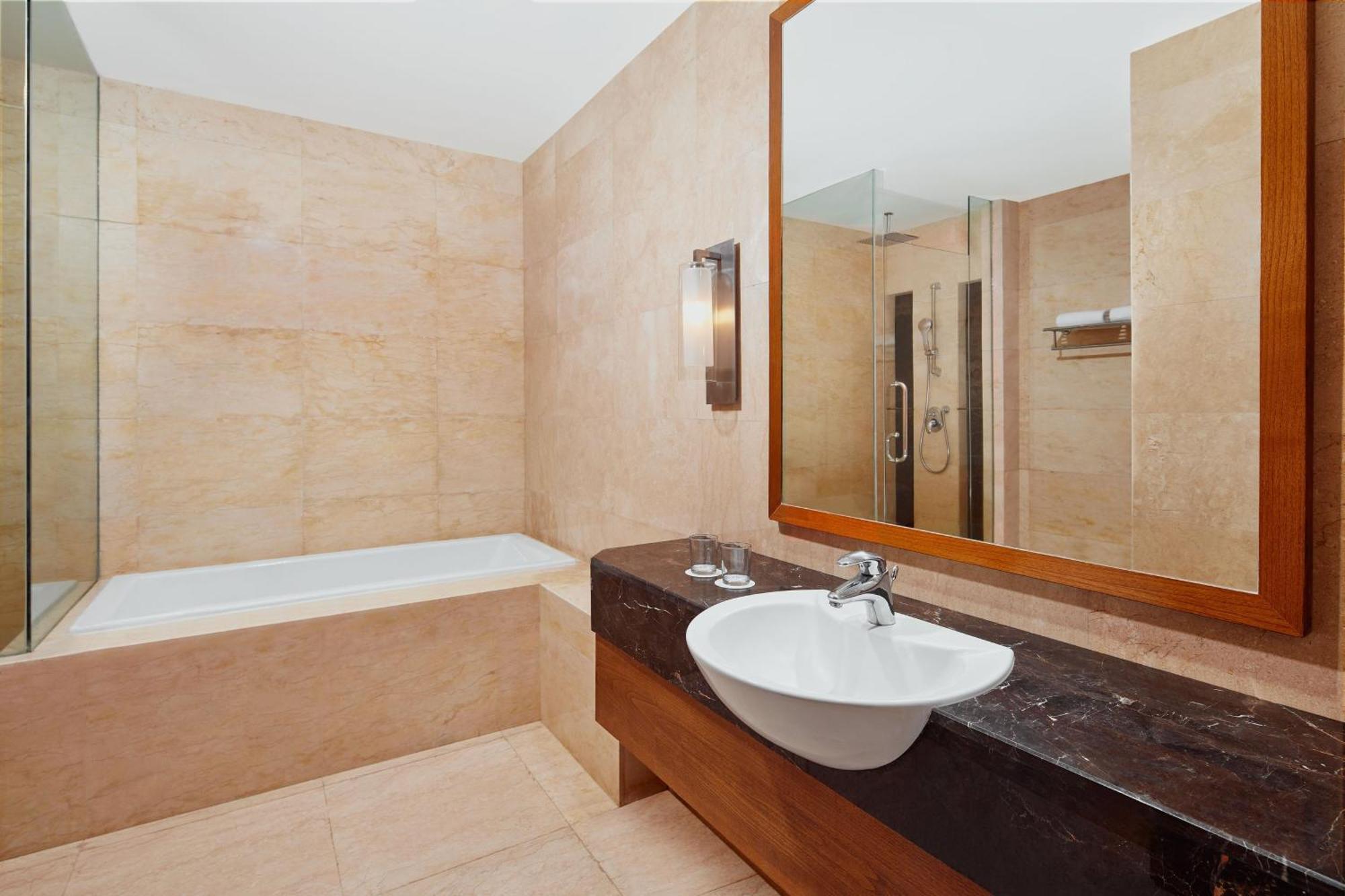 Four Points By Sheraton Manado Exterior foto