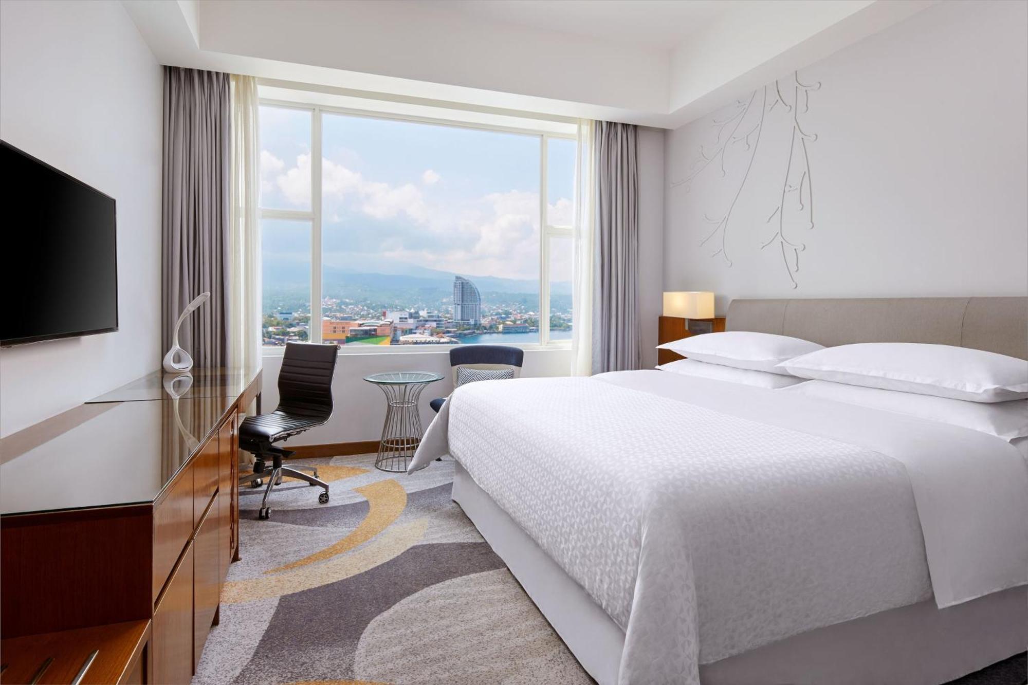 Four Points By Sheraton Manado Exterior foto