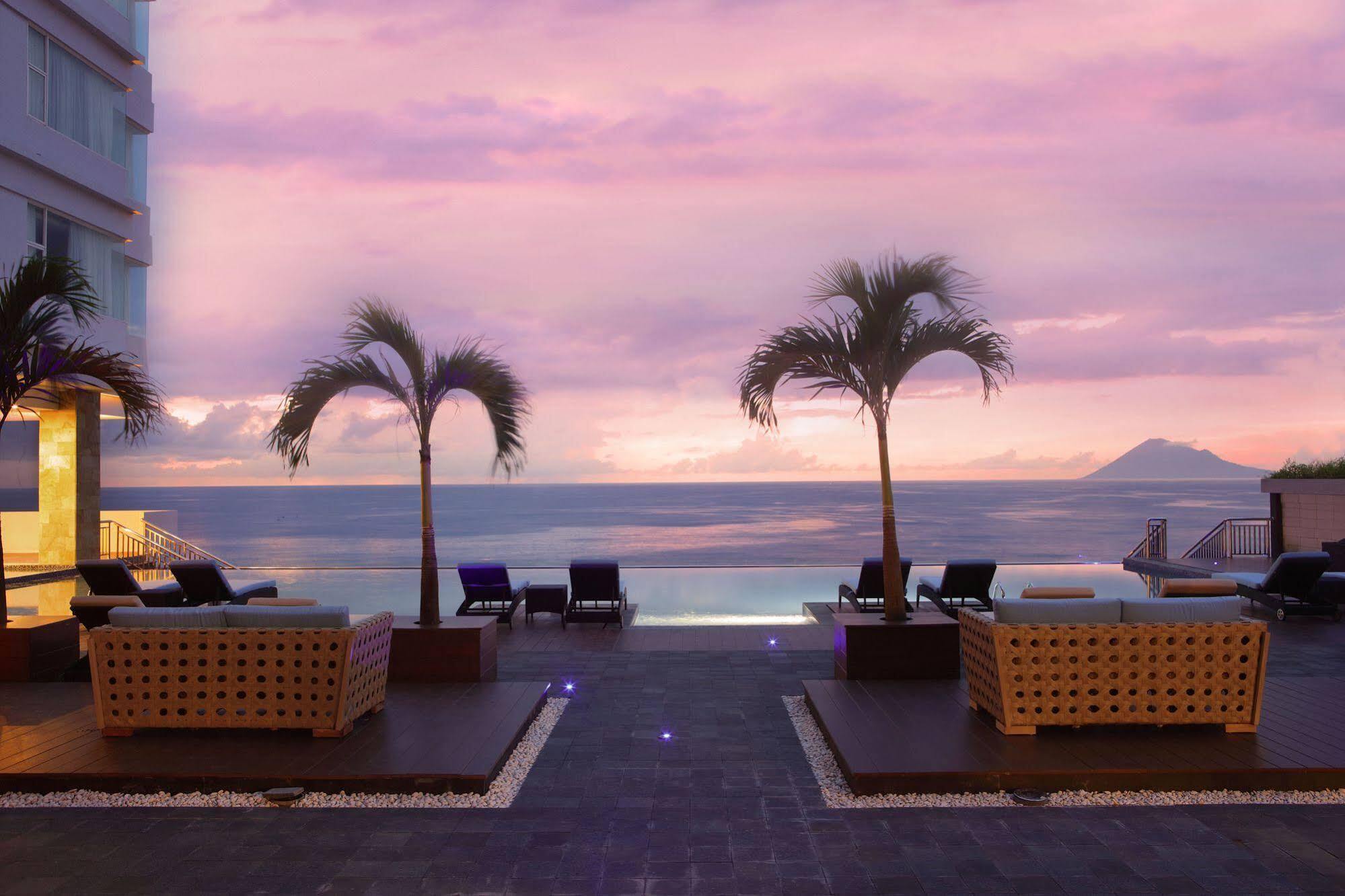 Four Points By Sheraton Manado Exterior foto